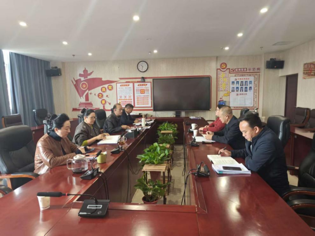 云南商务职业学院党委书记对学校领导班子开展集中廉政谈话